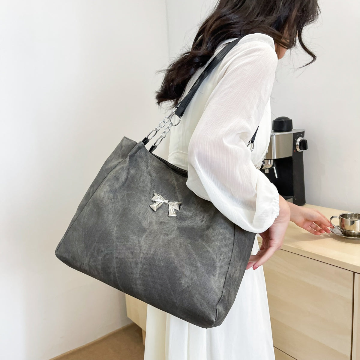 Ladies Bag Bow Polyester Medium Tote Bag
