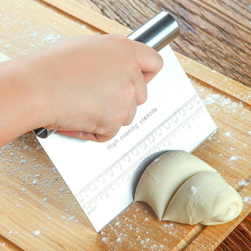 Kitchen Stainless Steel Pastry Spatulas Cutter with Scale Pizza Dough Scraper Fondant Cake Decoration Tools Baking Kitchen Accessories Dough Cake Stainless Steel Pizza Flour Tool Cutter Chopper Scraper