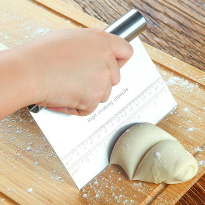 Kitchen Stainless Steel Pastry Spatulas Cutter with Scale Pizza Dough Scraper Fondant Cake Decoration Tools Baking Kitchen Accessories Dough Cake Stainless Steel Pizza Flour Tool Cutter Chopper Scraper
