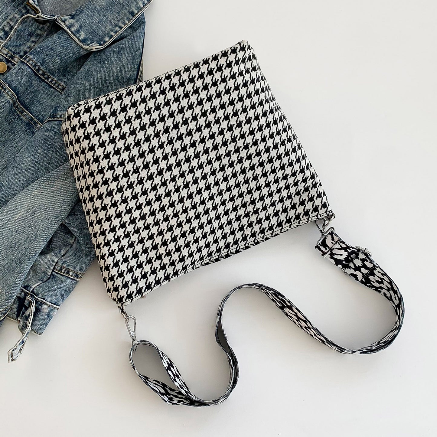 Ladies Bag Printed Strap Medium Shoulder Bag