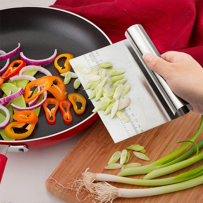 Kitchen Stainless Steel Pastry Spatulas Cutter with Scale Pizza Dough Scraper Fondant Cake Decoration Tools Baking Kitchen Accessories Dough Cake Stainless Steel Pizza Flour Tool Cutter Chopper Scraper