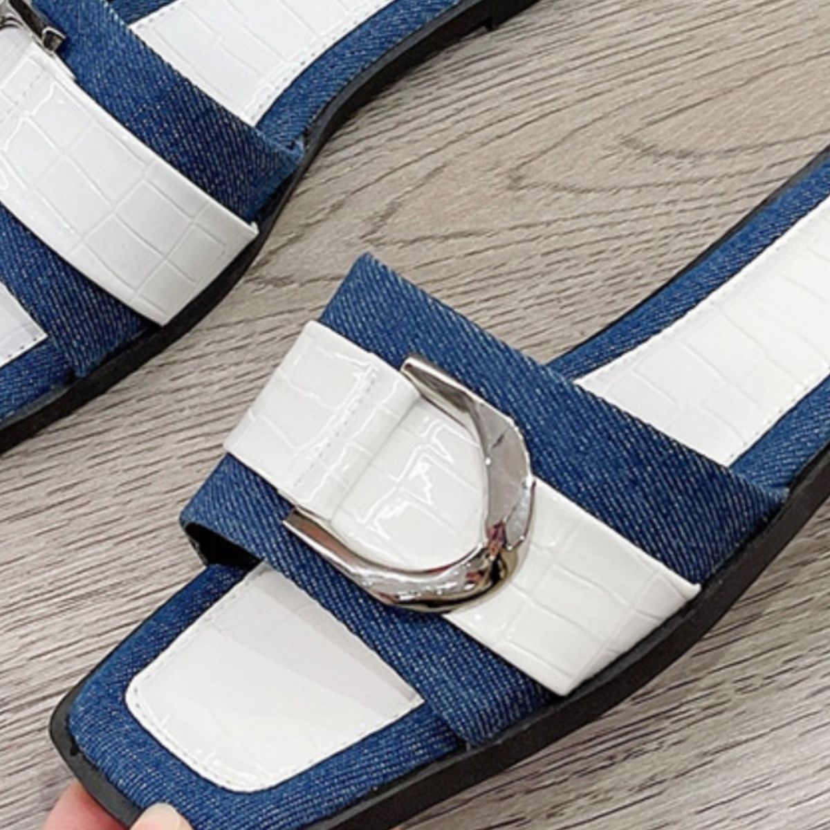 Ladies Sandals Buckle Trim Open Toe