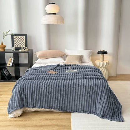 Multifunctional Warm Velvet Blanket